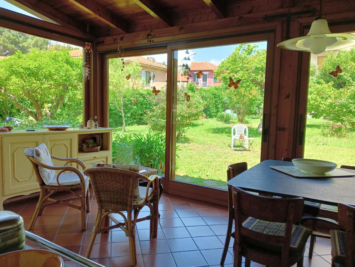 Villetta Con Giardino A Due Passi Dal Mare Imperia Exterior photo