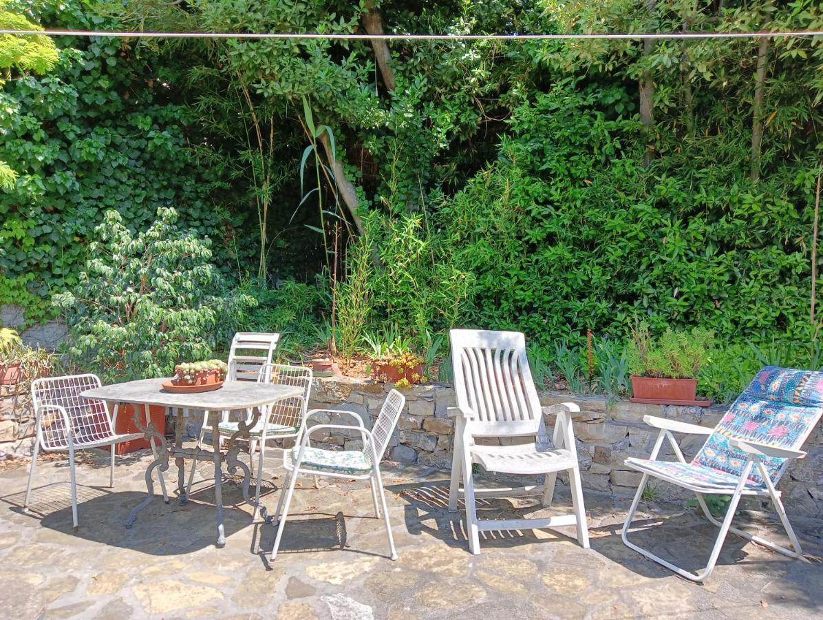 Villetta Con Giardino A Due Passi Dal Mare Imperia Exterior photo